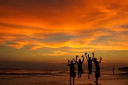 পড়ন্ত বিকেল